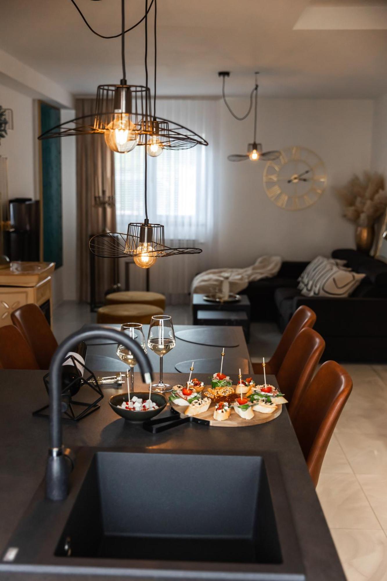 Deluxe Apartment Roma Imotski Exterior photo